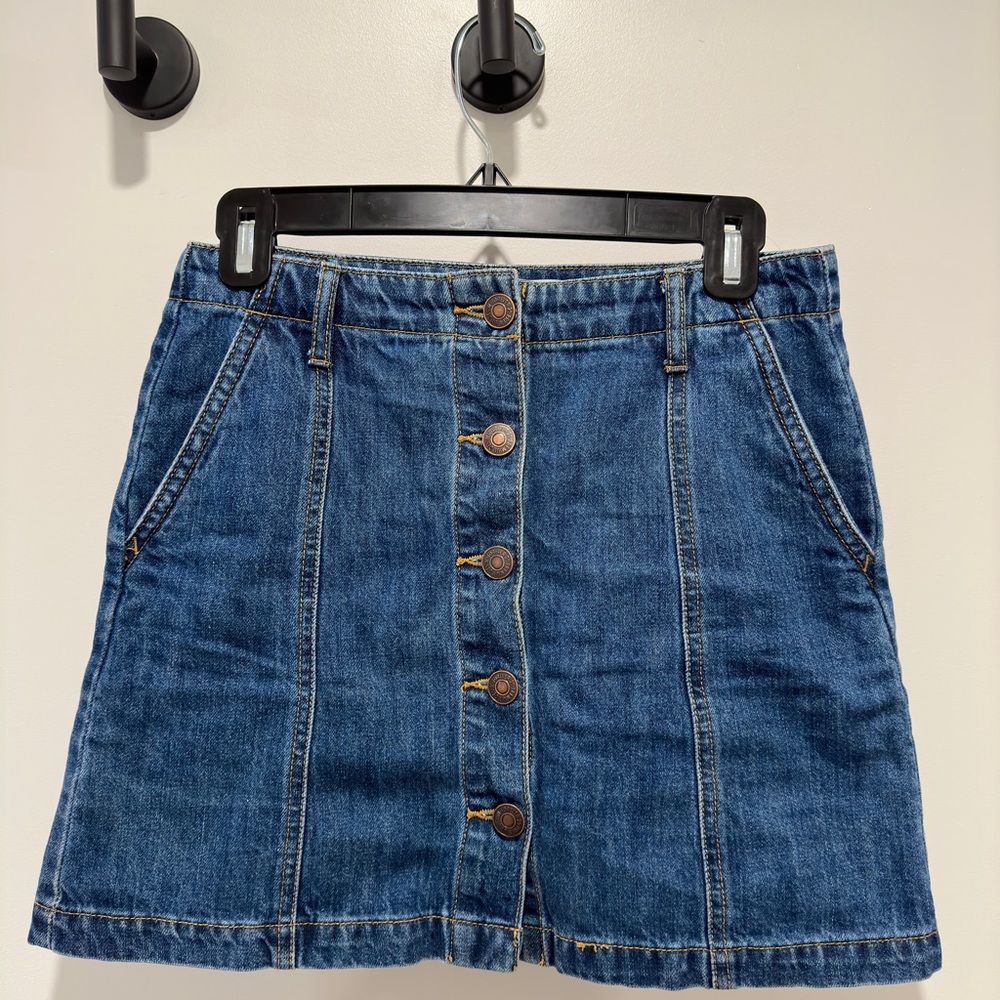 Mini skirt / Buttons Front